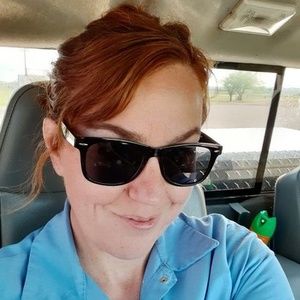 Meet your Posher, Candice